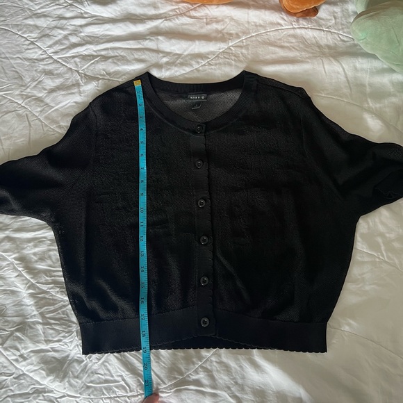 Torrid Pointelle Lace Button Front Crop Cardigan - Picture 9 of 10